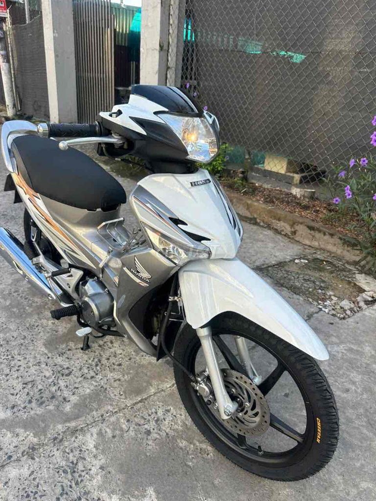 Honda Future 2010 - ảnh 3
