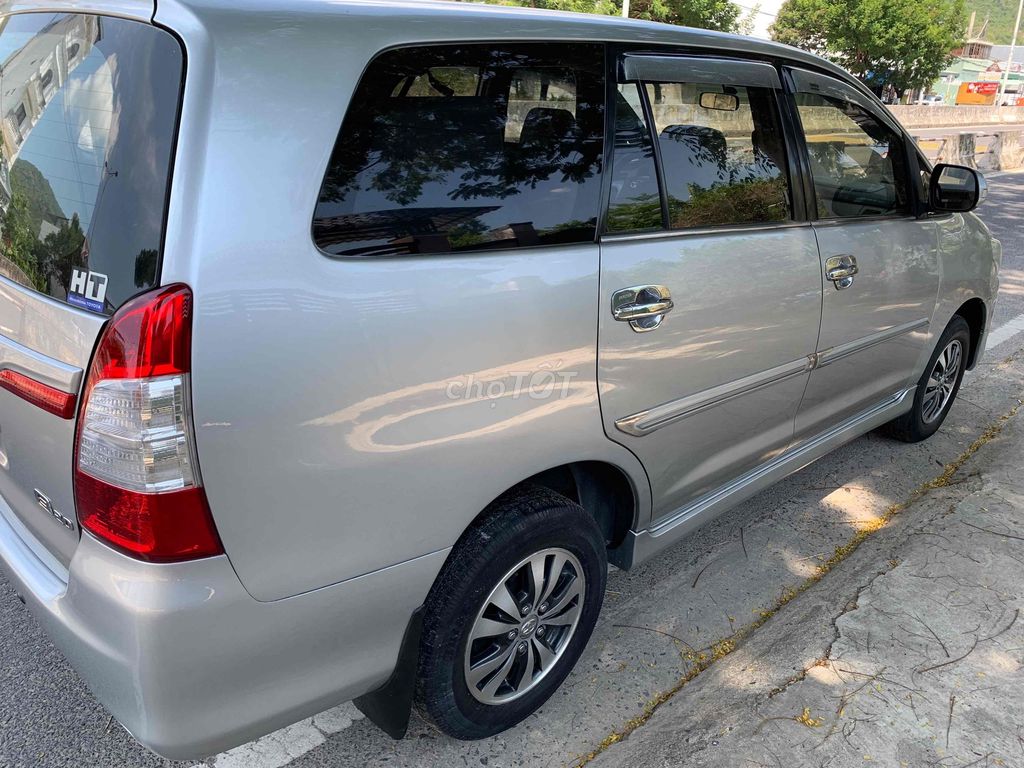 Toyota Innova 2015 - ảnh 4