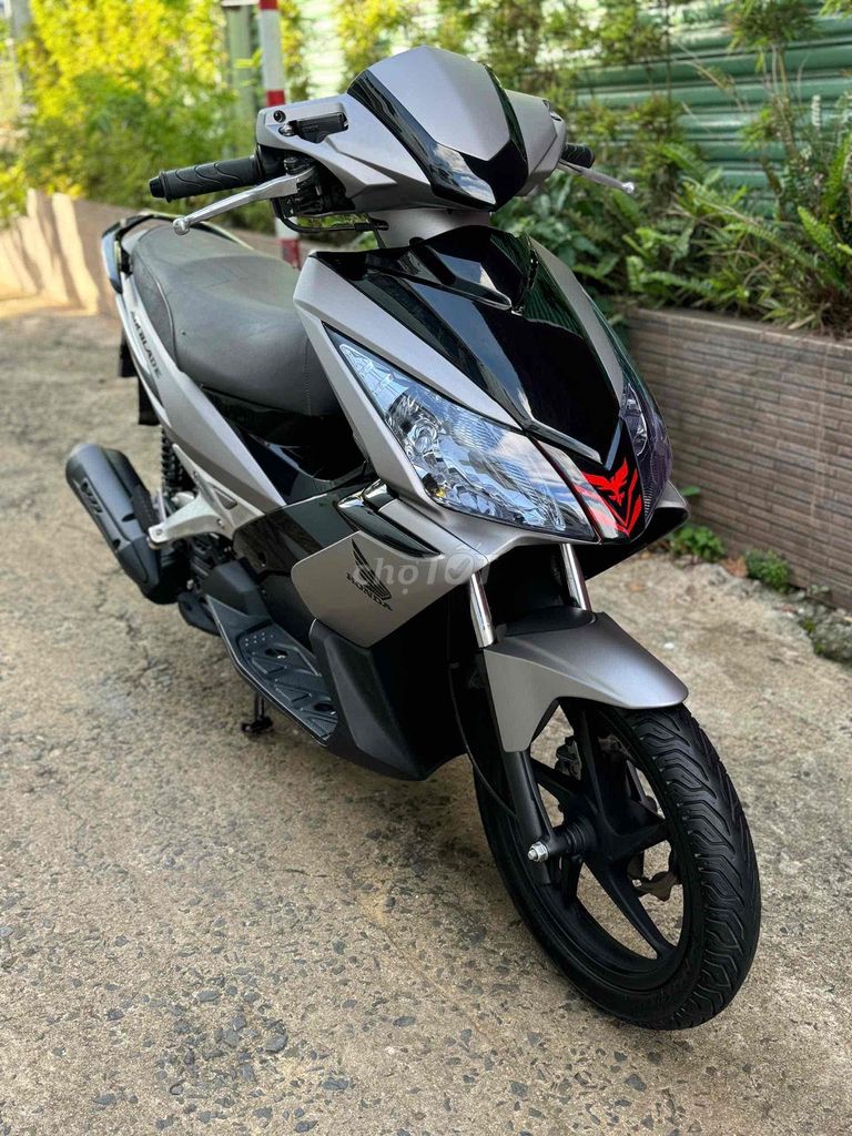 Honda Air Blade 2010 - ảnh 1