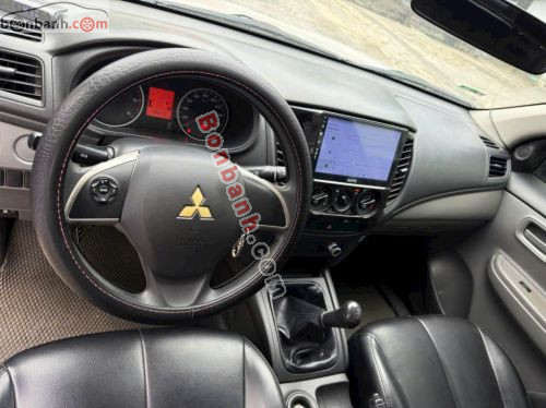Mitsubishi Triton 2019 - ảnh 5