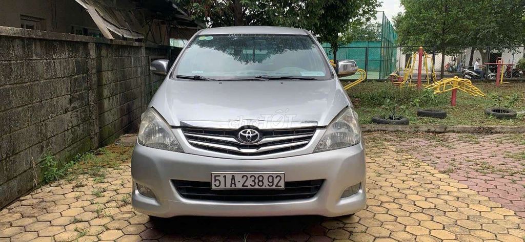 Toyota Innova 2008 - ảnh 1