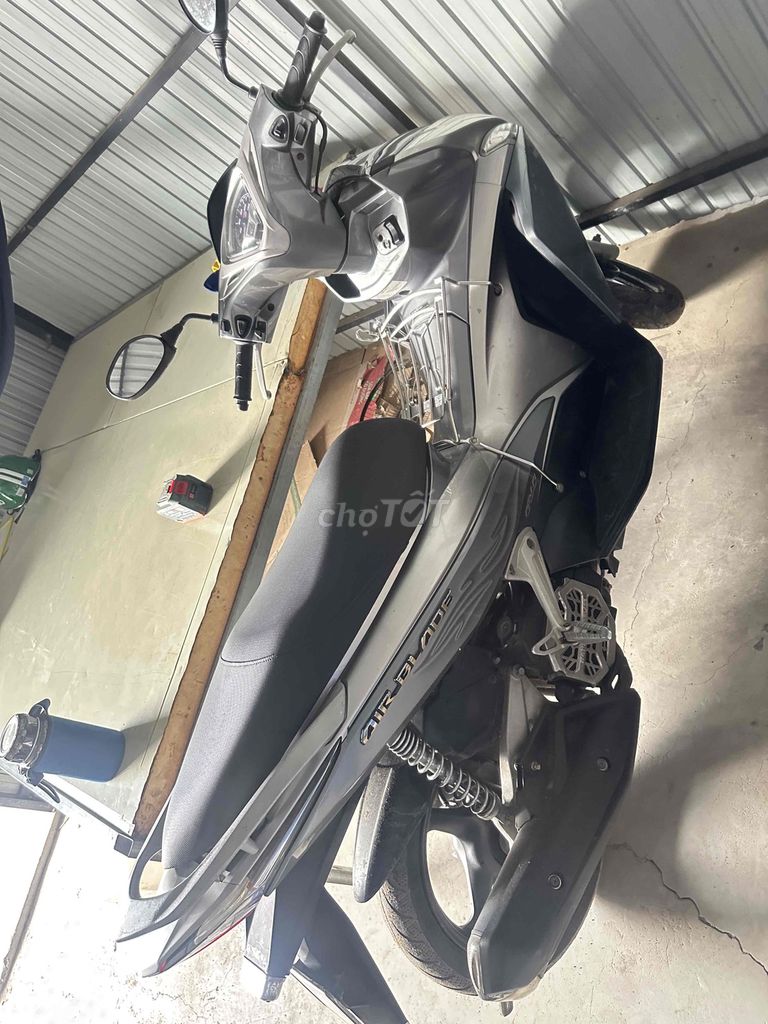 Honda Air Blade 2012 - ảnh 1
