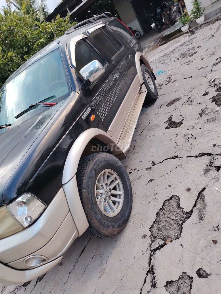 Ford Everest 2006 - ảnh 3