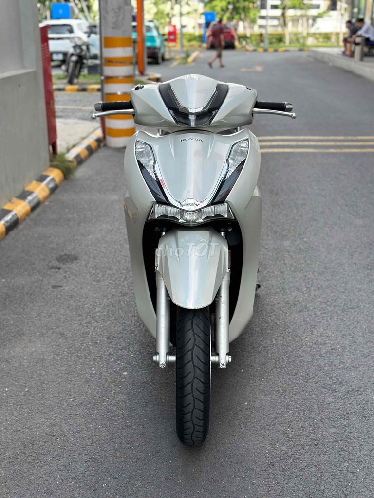 Honda SH 2023 - ảnh 4