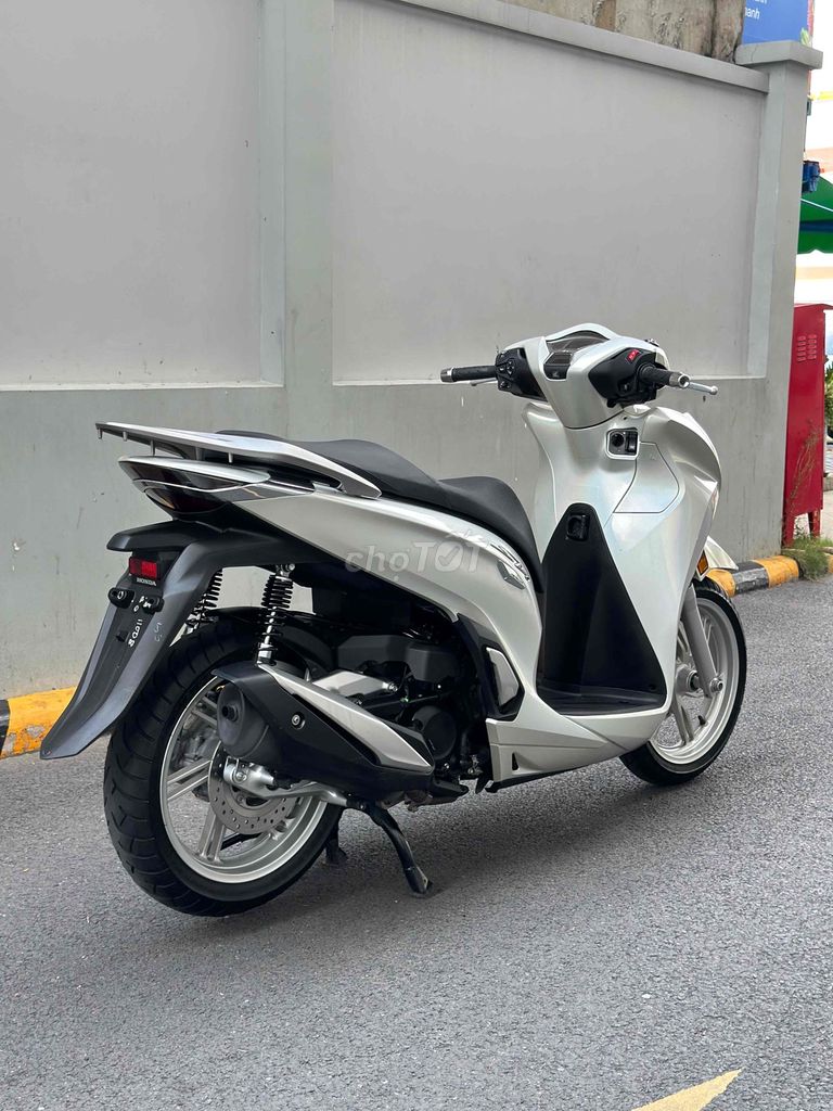 Honda SH 2023 - ảnh 5