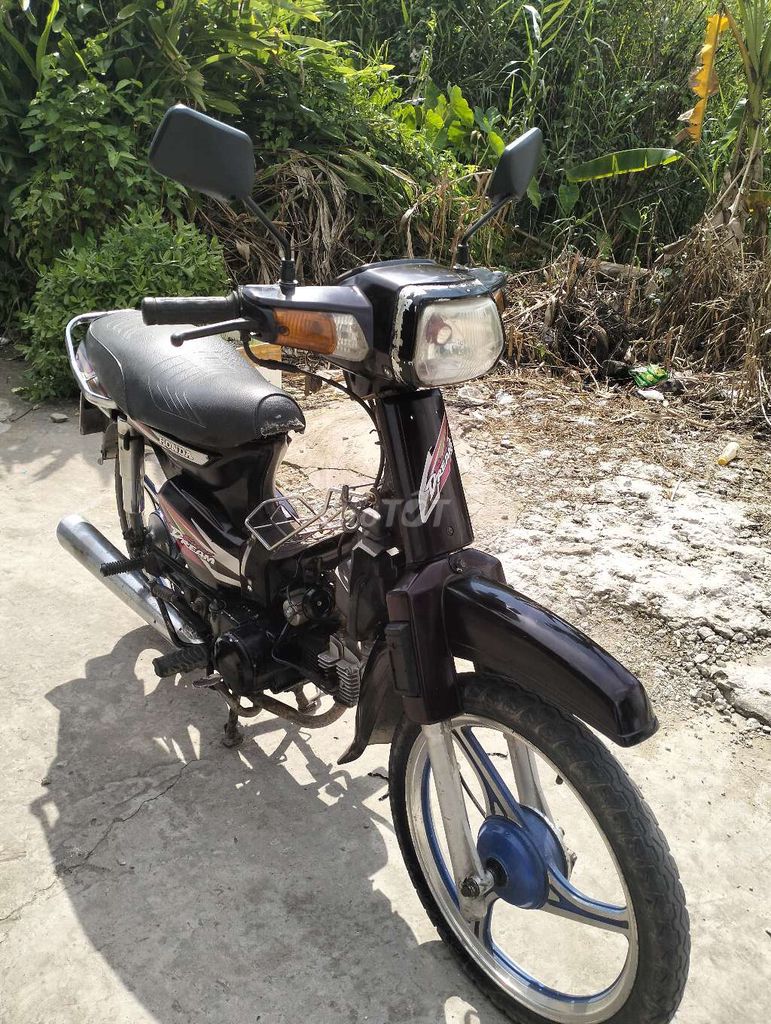 Honda Dream 2000 - ảnh 1