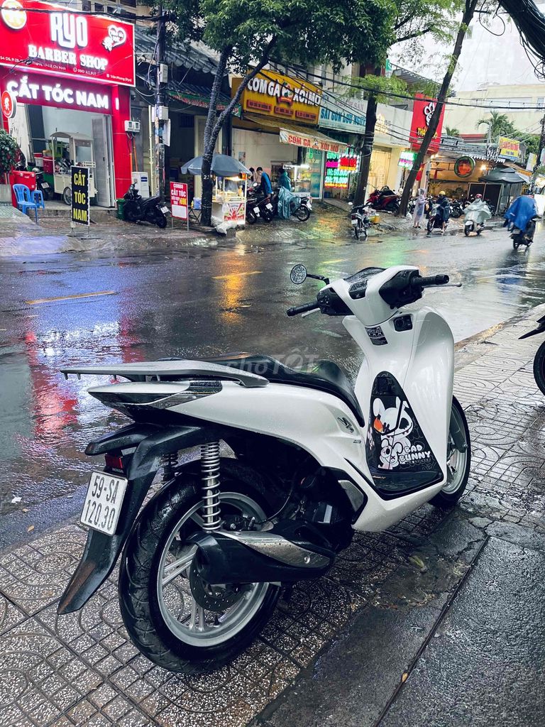 Honda SH 2024 - ảnh 1