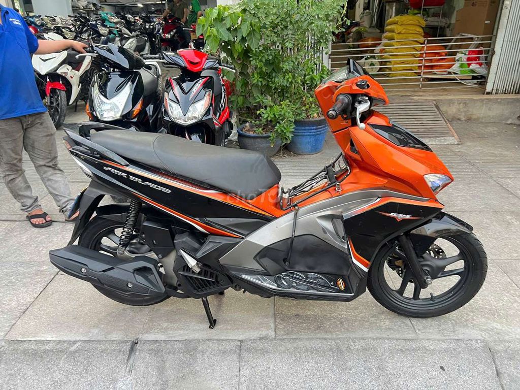 Honda Air Blade 2017 - ảnh 4