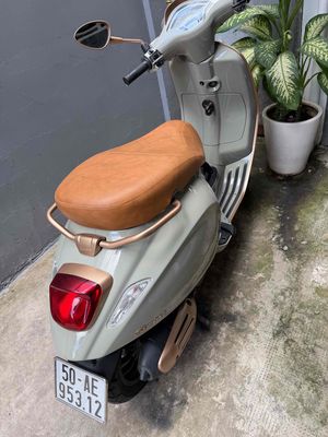 Piaggio Vespa 2021 - ảnh 1