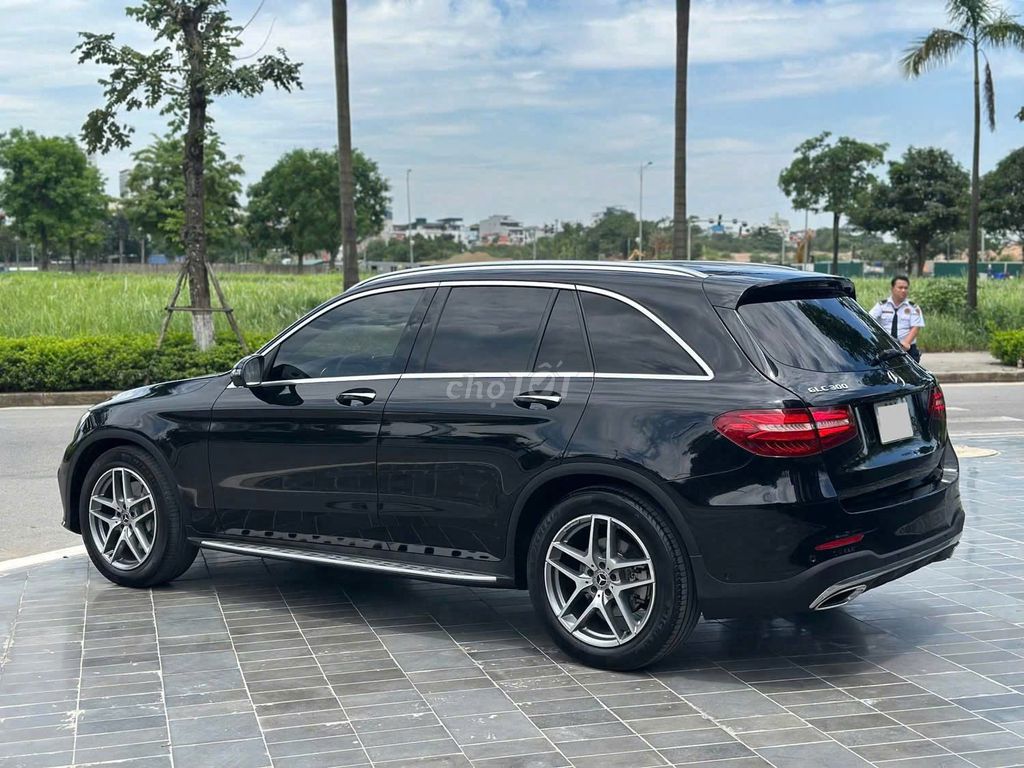 Mercedes-Benz 2019 - ảnh 3