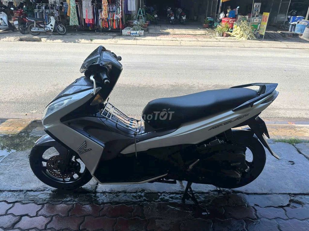 Honda Air Blade 2014 - ảnh 1