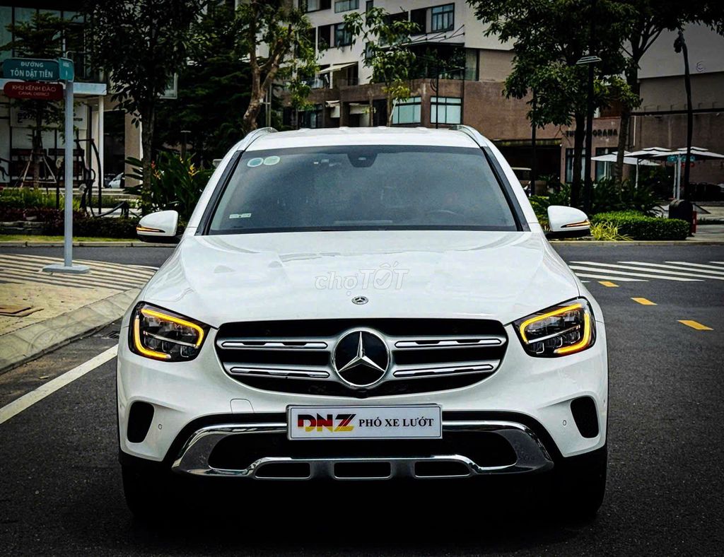 Mercedes-Benz GLC 2022 - ảnh 1