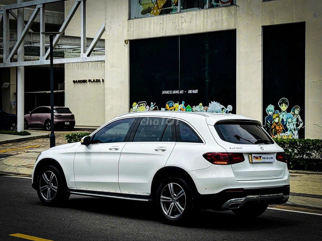 Mercedes-Benz GLC 2022 - ảnh 4