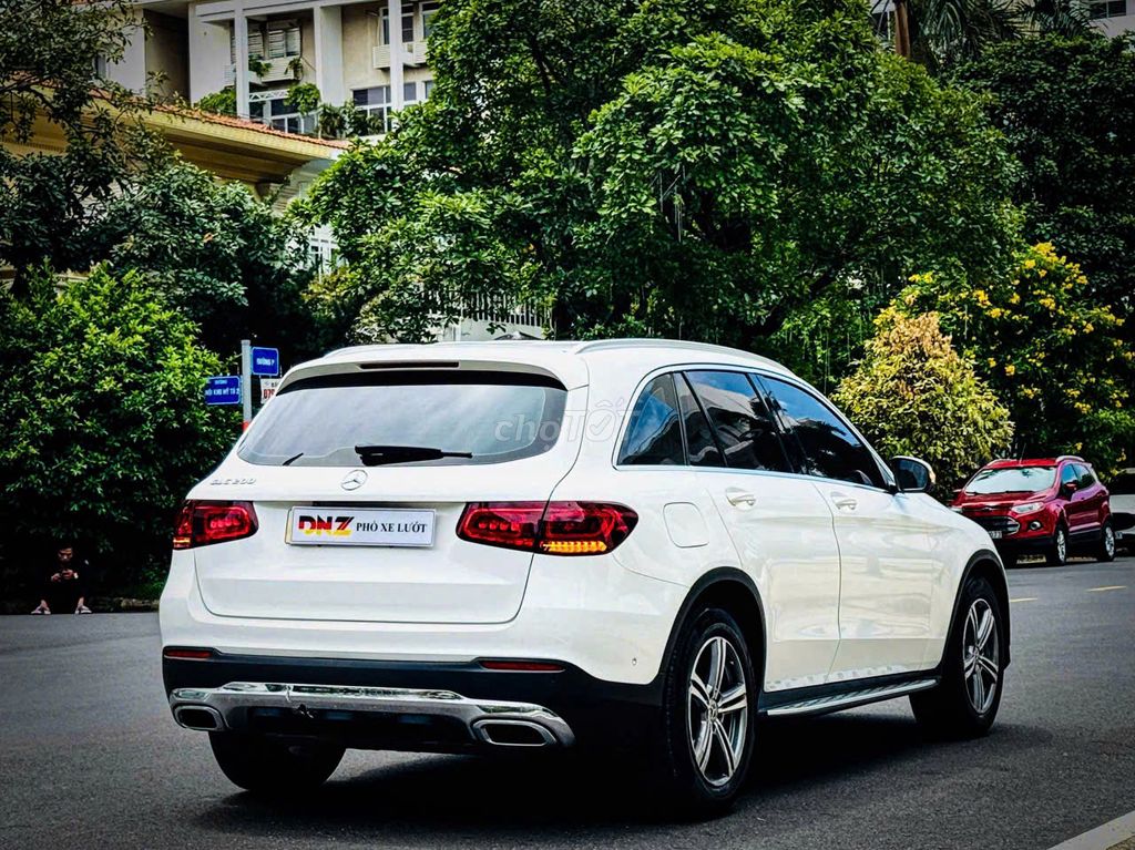 Mercedes-Benz GLC 2022 - ảnh 5