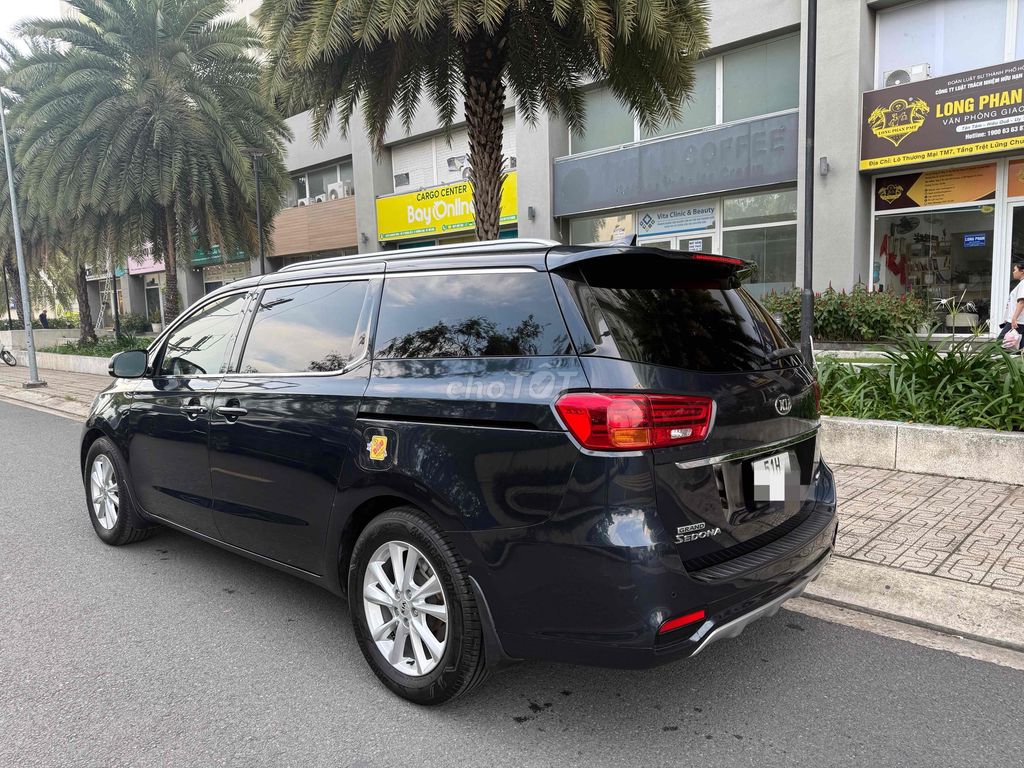 Kia Carnival 2021 - ảnh 4