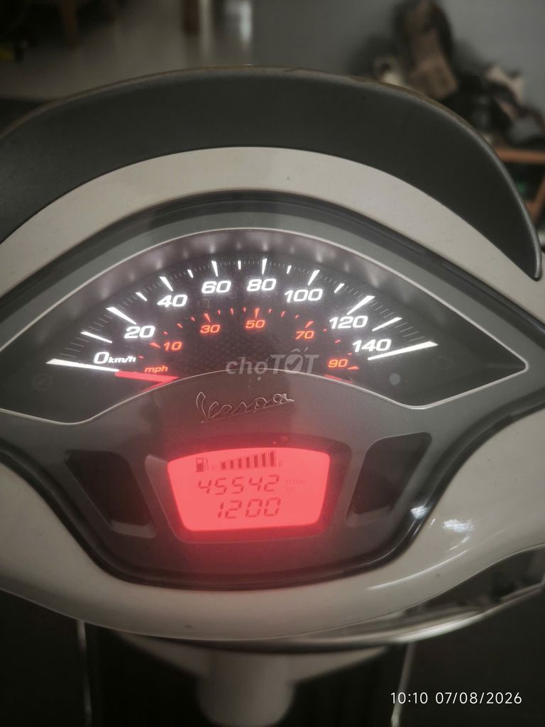 Piaggio Vespa 2015 - ảnh 1