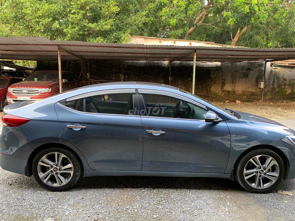 Hyundai Elantra 2016 - ảnh 3