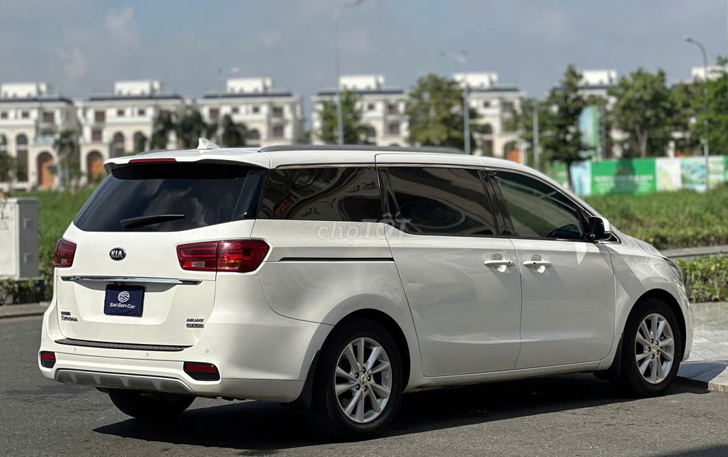 Kia Sedona 2021 - ảnh 4