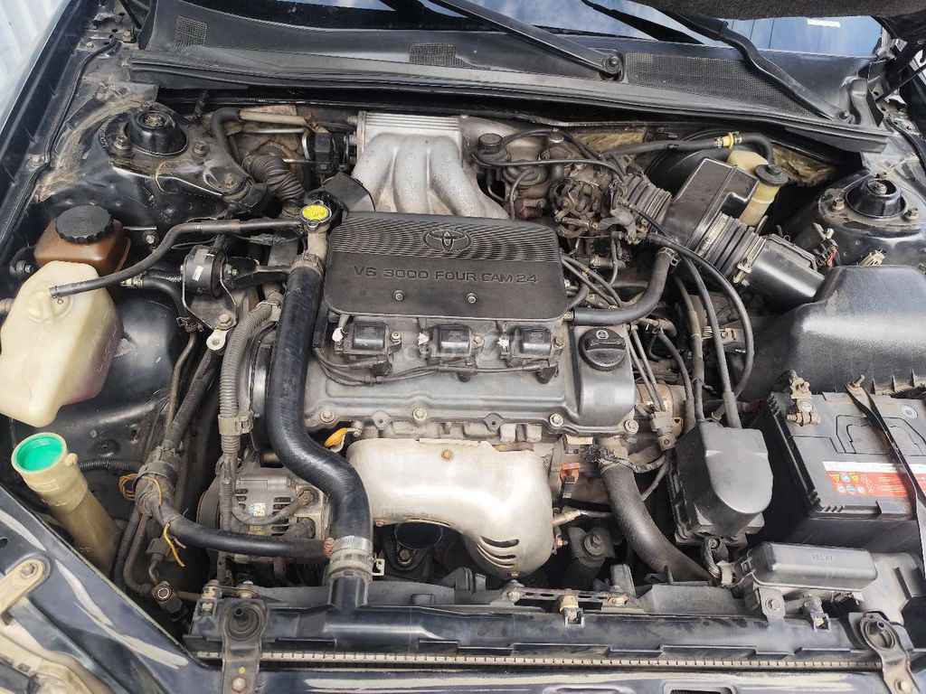 Toyota 2002 - ảnh 2