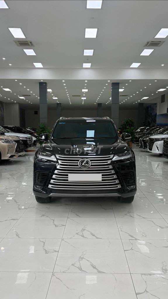 Lexus LX - ảnh 1