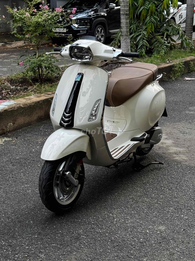Vespa Sprint 2023 - ảnh 1
