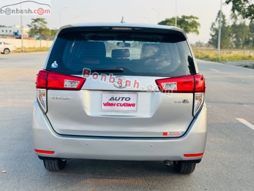 Toyota Innova 2.0E 2018 - ảnh 2