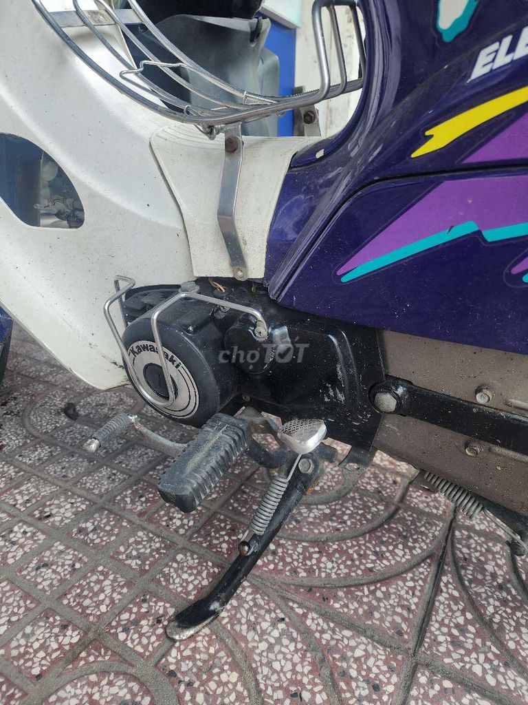 Kawasaki Max 2002 - ảnh 2