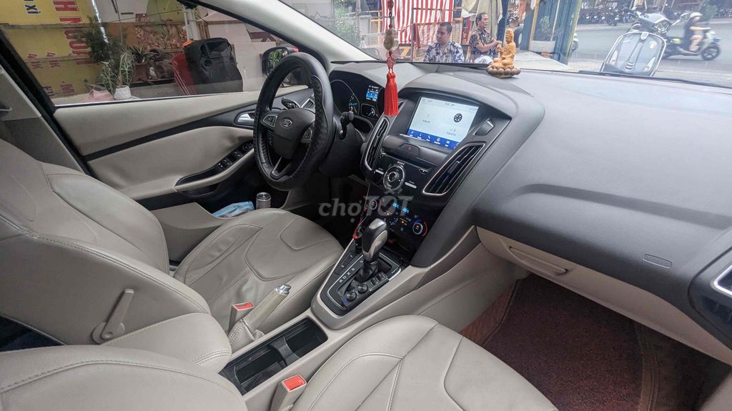 Ford Focus 2018 - ảnh 4