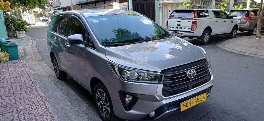 Toyota Innova 2.0E 2022 - ảnh 2