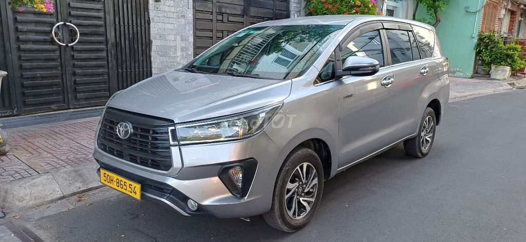 Toyota Innova 2.0E 2022 - ảnh 3