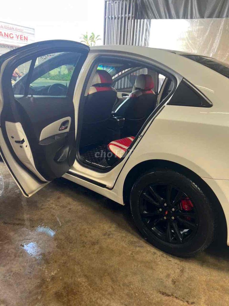 Chevrolet Cruze 2016 - ảnh 1