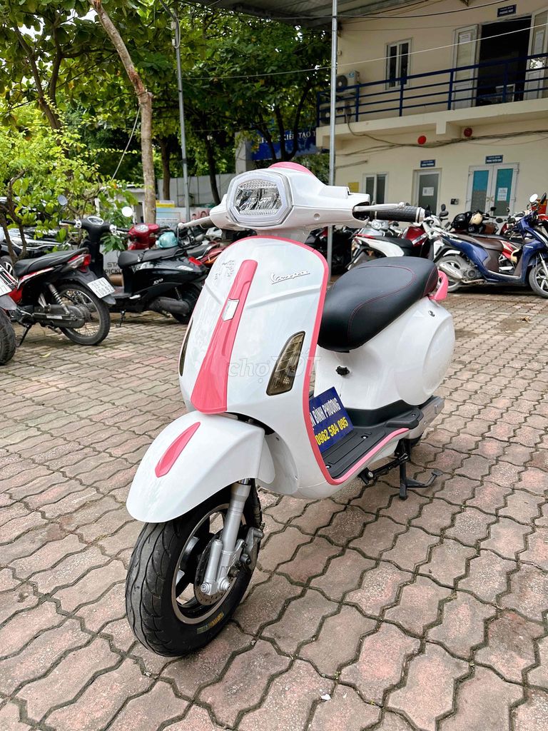 Vespa 2020 - ảnh 1