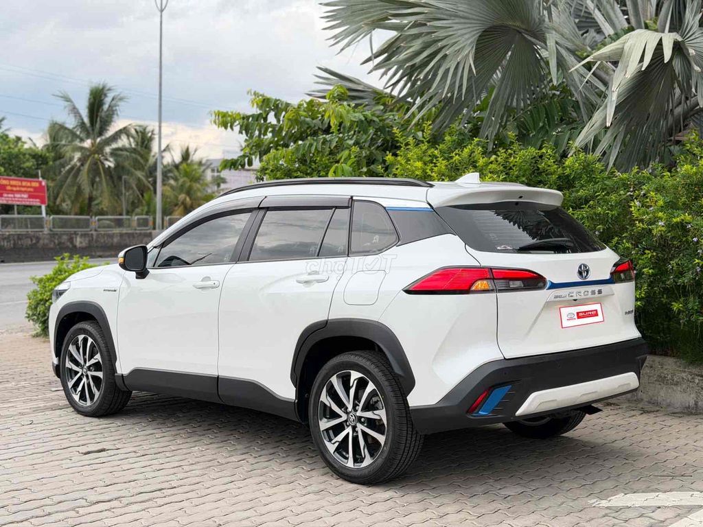 Toyota Corolla Cross 1.8HV 2020 - ảnh 3