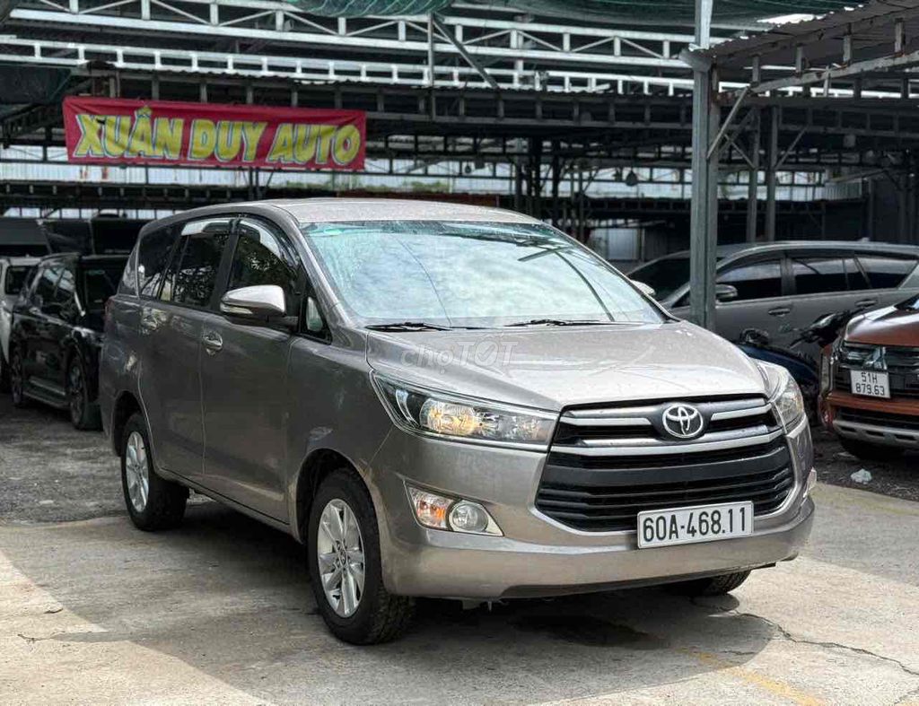 Toyota Innova 2.0E 2018 - ảnh 3