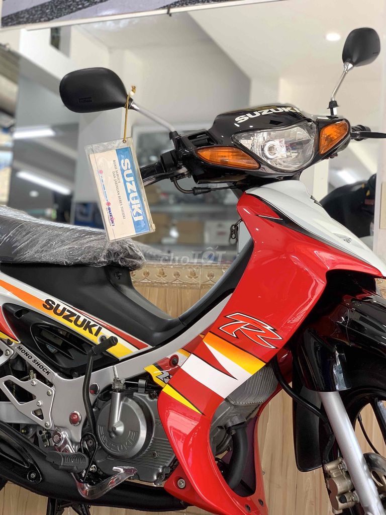 Suzuki 2006 - ảnh 1
