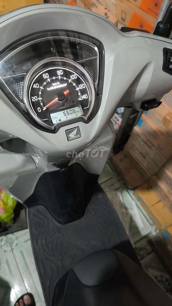 Honda Vision 2024 - ảnh 3