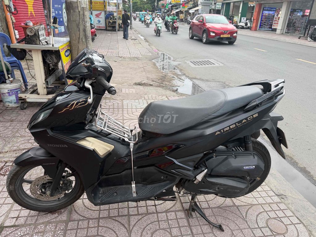 Honda Air Blade 2023 - ảnh 1