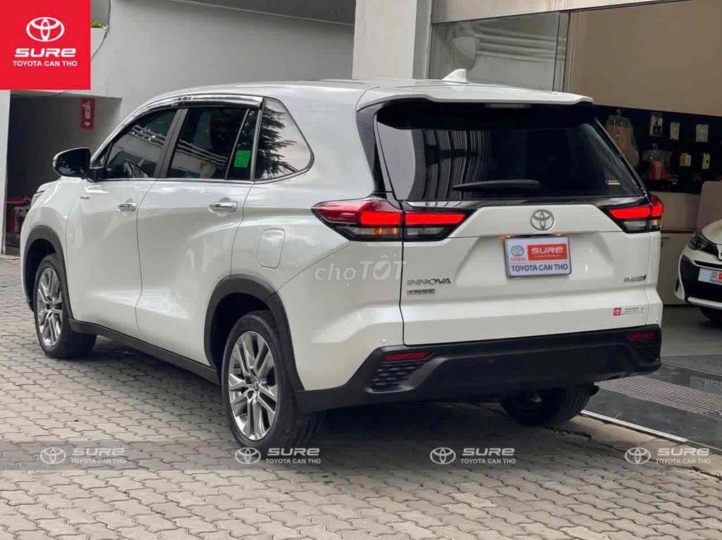 Toyota Innova Cross 2024 - ảnh 4