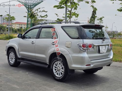 Toyota Fortuner 2.5G 2012 - ảnh 4
