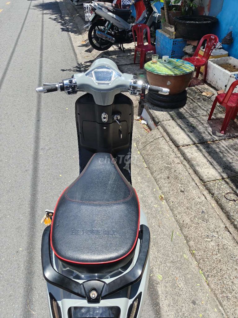 Vespa 2024 - ảnh 2