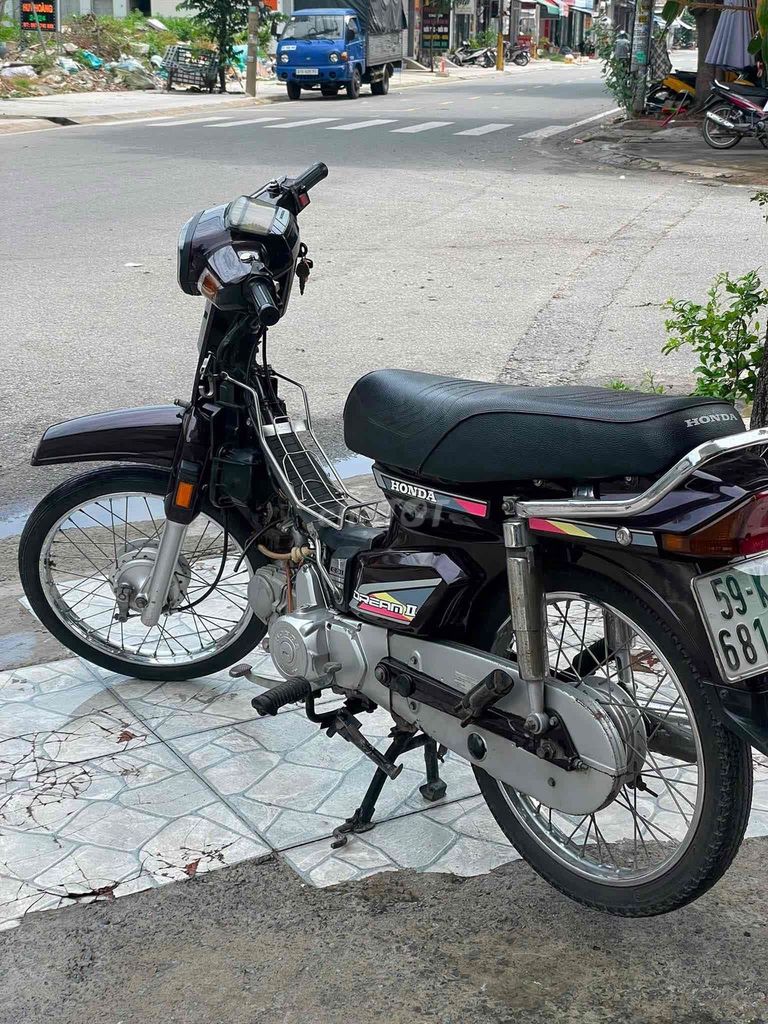Honda Dream 1998 - ảnh 2