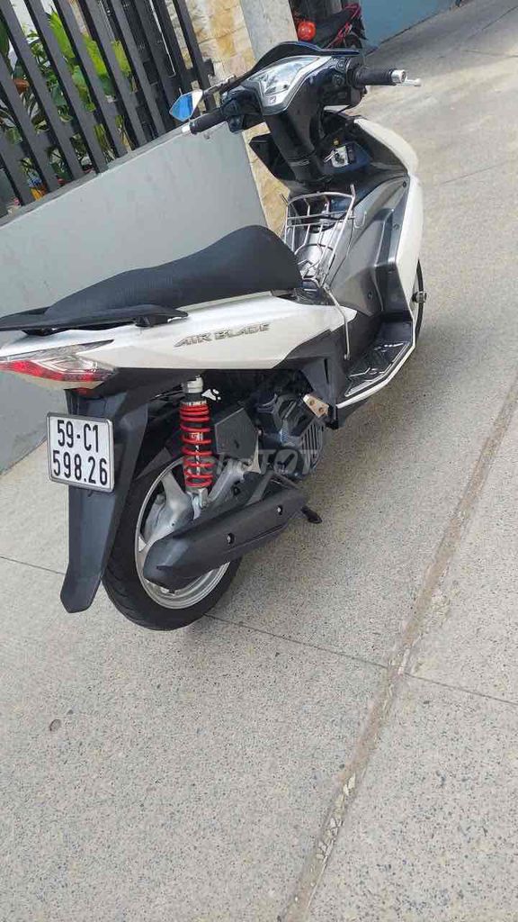 Honda Air Blade 2015 - ảnh 5