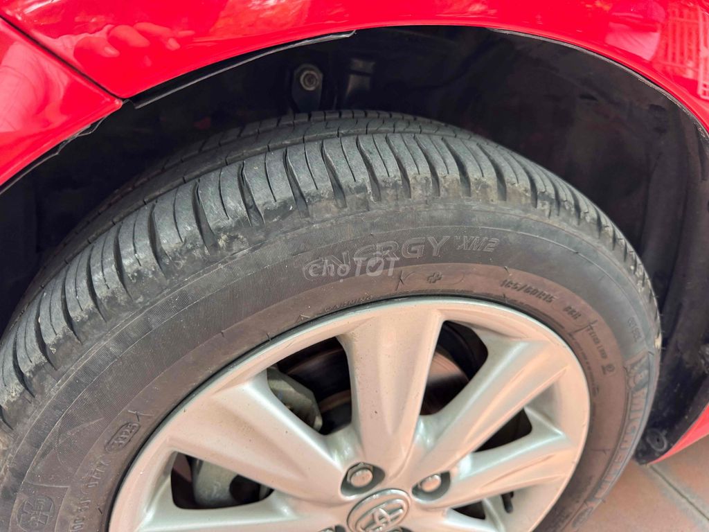 Toyota Yaris 2011 - ảnh 4