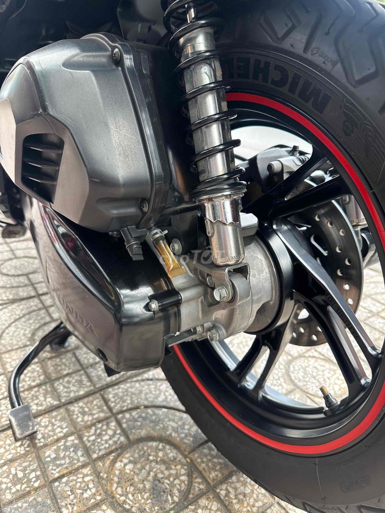 Honda SH 2018 - ảnh 2