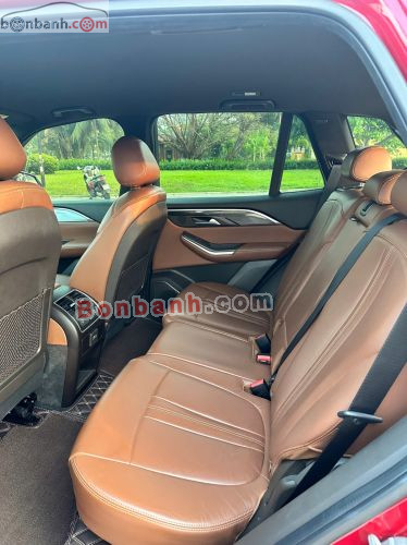 VinFast Lux SA 2.0 Premium 2.0 AT 2021 - ảnh 4