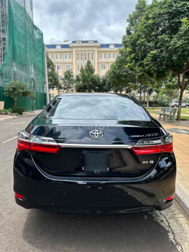 Toyota Corolla Altis 2017 - ảnh 2