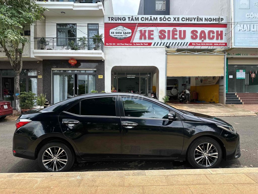 Toyota Corolla Altis 2017 - ảnh 4