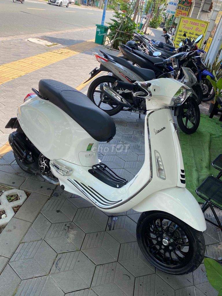 Piaggio Vespa 2024 - ảnh 1