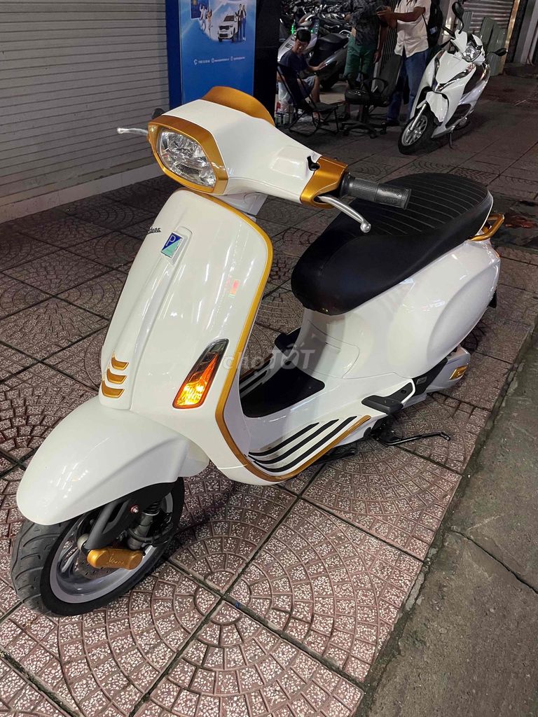 Piaggio Vespa 2021 - ảnh 2