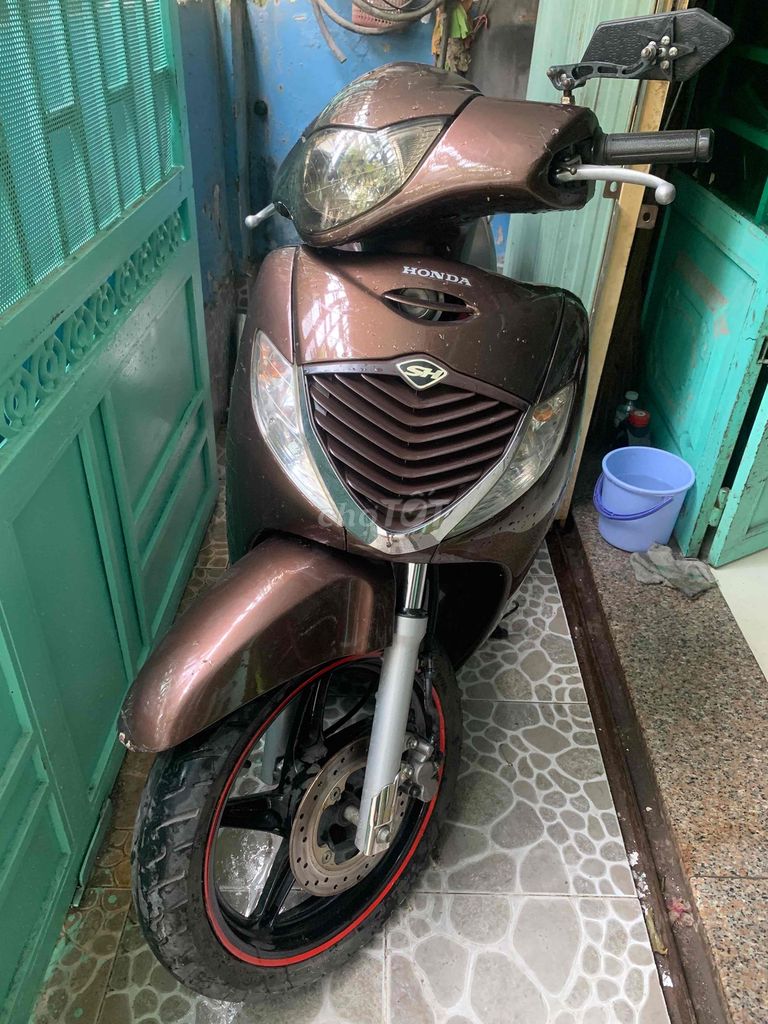 Honda SH 2005 - ảnh 1